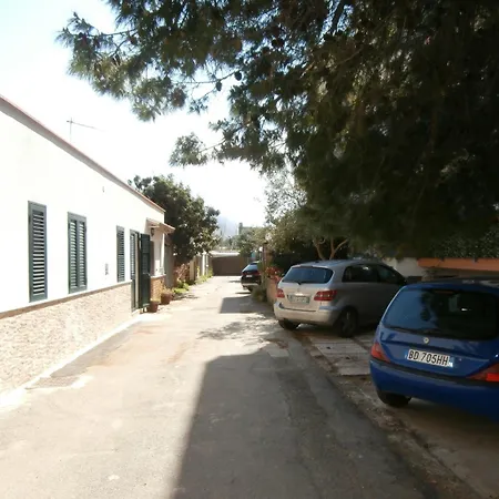Busalacchi B&B-3